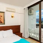 Kayamaris Hotel
