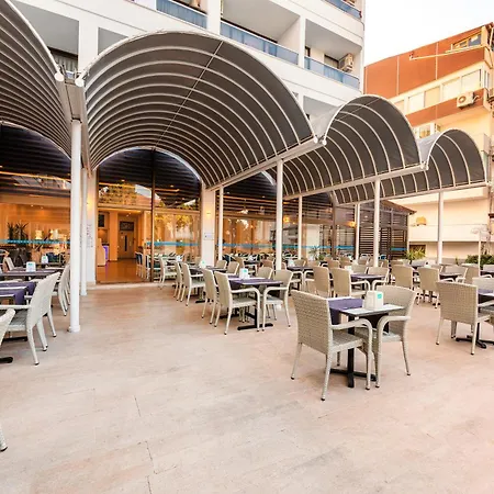 ホテル Kayamaris 4*