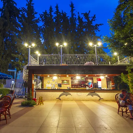 ホテル Kayamaris 4*