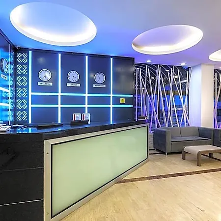 Hotel K Maris 4*